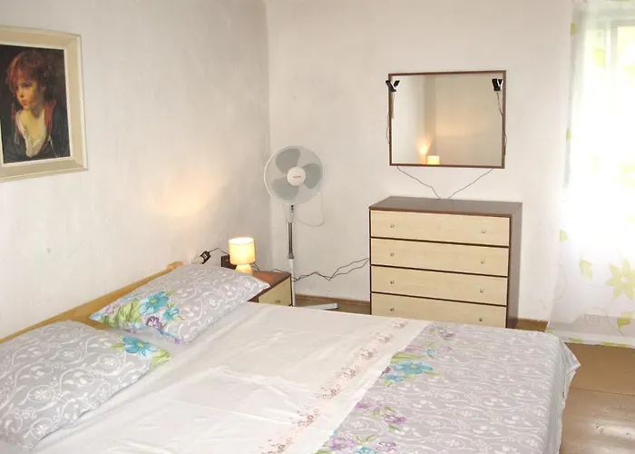 Σπίτι διακοπών Charming House In Sveti Jakov, Mountain View