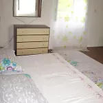 Charming House In Sveti Jakov, Mountain View Feriehus *