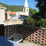 Charming House In Sveti Jakov, Mountain View Sveti Jakov