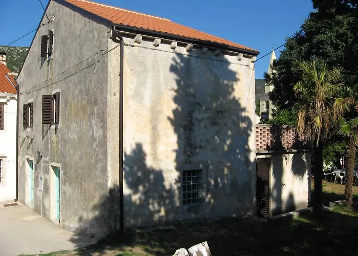 Charming House In Sveti Jakov, Mountain View * Sveti Jakov