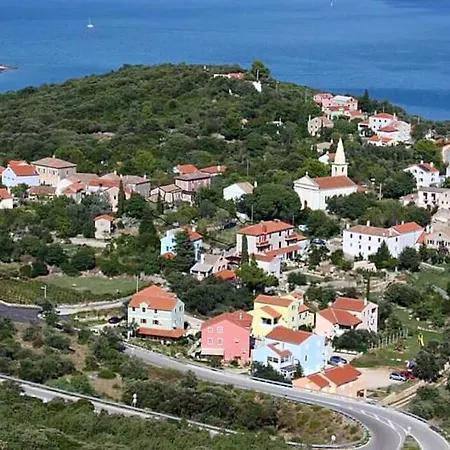 Charming House In Sveti Jakov, Mountain View *