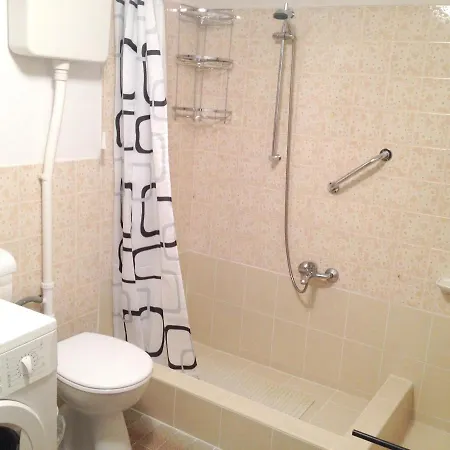 Charming House In Sveti Jakov, Mountain View בית נופש Sveti Jakov