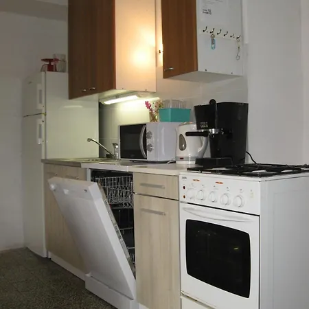 Charming House In Sveti Jakov, Mountain View