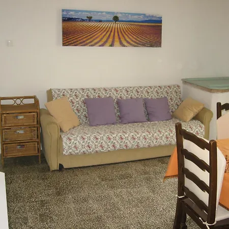 Charming House In Sveti Jakov, Mountain View *