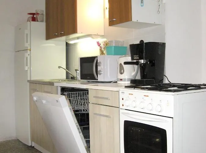 Charming House In Sveti Jakov, Mountain View * Sveti Jakov